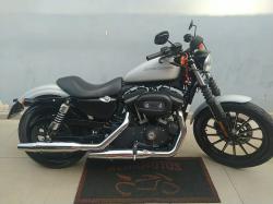 HARLEY DAVIDSON Sportster XL 883 R