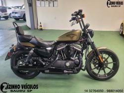 HARLEY DAVIDSON Sportster XL 883 IRON