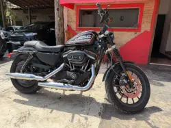 HARLEY DAVIDSON Sportster XL 883 R