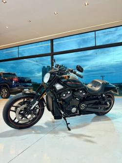 HARLEY DAVIDSON V-Rod 1250 MUSCLE