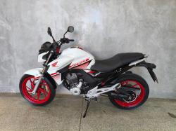 HONDA CB 250 F Twister 