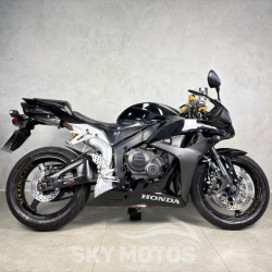 HONDA CBR 600 RR 