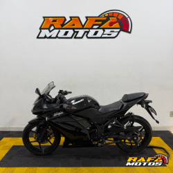 KAWASAKI Ninja 250 R KAWASAKI Ninja 250 R