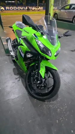 KAWASAKI Ninja 300 ABS