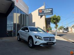 MERCEDES-BENZ GLA 200 1.6 16V 4P CGI STYLE TURBO AUTOM�TICO