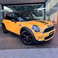 MINI Cooper 1.6 16V S TURBO AUTOMÁTICO MINI Cooper 1.6 16V S TURBO AUTOMÁTICO