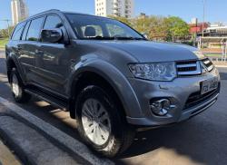 MITSUBISHI Pajero Dakar 3.5 V6 24V 4P HPE FLEX 4X4 7 LUGARES AUTOMÁTICO