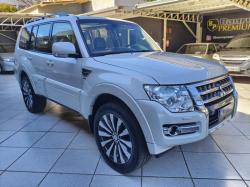 MITSUBISHI Pajero Full 