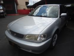 TOYOTA Corolla 1.8 16V 4P XLI