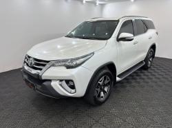 TOYOTA Hilux Caminhonete 