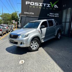 TOYOTA Hilux Caminhonete 2.7 16V 4P SR CABINE DUPLA AUTOM�TICO