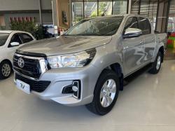 TOYOTA Hilux Caminhonete 2.7 16V 4P SR FLEX CABINE DUPLA AUTOM�TICO