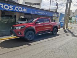 TOYOTA Hilux Caminhonete 2.8 16V 4P SR 4X4 DIESEL CHALLENGE CABINE DUPLA AUTOM�TICO