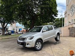 TOYOTA Hilux Caminhonete 2.7 16V 4P SRV FLEX 4X4  CABINE DUPLA AUTOM�TICO