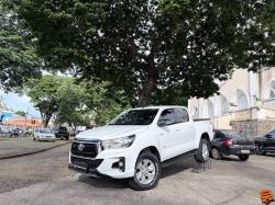 TOYOTA Hilux Caminhonete 2.8 16V SRV 4X4 DIESEL CABINE DUPLA AUTOM�TICO