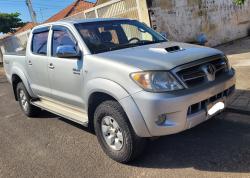 TOYOTA Hilux Caminhonete 3.0 4P 4X4 SRV TURBO DIESEL CABINE DUPLA