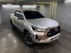 TOYOTA Hilux Caminhonete 2.8 16V SRV 4X4 DIESEL CABINE DUPLA AUTOM�TICO