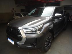 TOYOTA Hilux Caminhonete 2.8 16V SRX 4X4 DIESEL CABINE DUPLA AUTOM�TICO