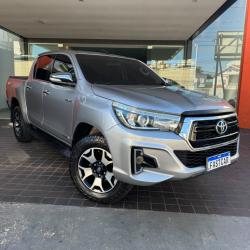 TOYOTA Hilux Caminhonete 2.8 16V SRX 4X4 DIESEL CABINE DUPLA AUTOM�TICO