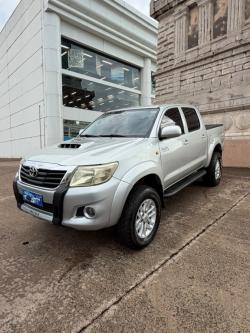 TOYOTA Hilux Caminhonete 3.0 4P 4X4 DIESEL CABINE DUPLA