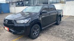 TOYOTA Hilux Caminhonete 2.8 16V 4P SR 4X4 DIESEL CABINE DUPLA AUTOMÁTICO
