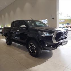 TOYOTA Hilux Caminhonete 2.8 16V SRX PLUS 4X4 TURBO DIESEL CABINE DUPLA AUTOMÁTICO