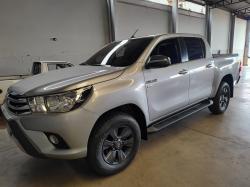 TOYOTA Hilux Caminhonete 2.7 16V 4P SRV FLEX CABINE DUPLA AUTOMÁTICO