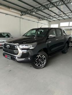TOYOTA Hilux Caminhonete 2.8 16V 4P SRX DIESEL CABINE DUPLA