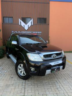 TOYOTA Hilux Caminhonete 3.0 4P SRV DIESEL CABINE DUPLA