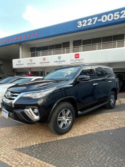 TOYOTA Hilux SW4 2.7 16V 4P FLEX SRV 7 LUGARES AUTOMÁTICO TOYOTA Hilux SW4 2.7 16V 4P FLEX SRV 7 LUGARES AUTOMÁTICO