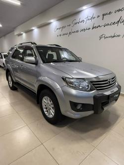 TOYOTA Hilux SW4 2.7 16V 4P FLEX SRV 7 LUGARES AUTOM�TICO