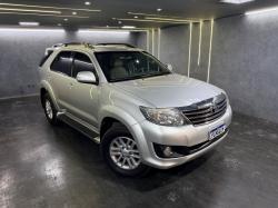 TOYOTA Hilux SW4 2.7 16V 4P SR FLEX