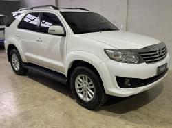 TOYOTA Hilux SW4 2.7 16V 4P SR AUTOMÁTICO