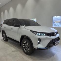 TOYOTA Hilux SW4 2.8 4P 4X4 TURBO DIESEL