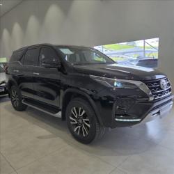 TOYOTA Hilux SW4 2.8 4P SRX 4X4 TURBO DIESEL AUTOMTICO