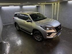 TOYOTA Hilux SW4 2.8 16V 4P SRX 4X4 7 LUGARES TURBO DIESEL AUTOM�TICO