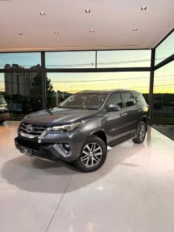 TOYOTA Hilux SW4 2.8 16V 4P SRX 4X4 7 LUGARES TURBO DIESEL AUTOM�TICO