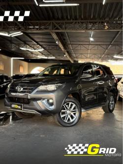 TOYOTA Hilux SW4 2.8 4P SRX 4X4 TURBO DIESEL AUTOM�TICO