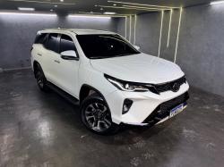 TOYOTA Hilux SW4 2.8 16V 4P SRX PLATINUM 4X4 7 LUGARES TURBO DIESEL AUTOM�TICO