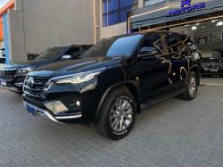 TOYOTA Hilux SW4 2.8 4P SRX 4X4 TURBO DIESEL AUTOM�TICO