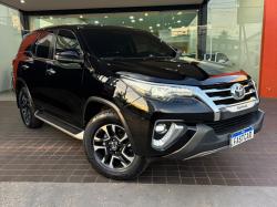 TOYOTA Hilux SW4 2.8 16V 4P SRX 4X4 7 LUGARES TURBO DIESEL AUTOMÁTICO