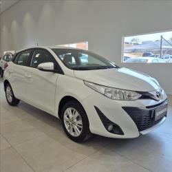 TOYOTA Yaris Hatch 1.3 16V 4P FLEX XL PLUS TECH MULTIDRIVE AUTOMTICO CVT