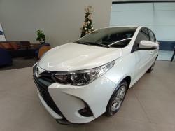 TOYOTA Yaris Hatch 1.5 16V 4P FLEX XS CONNECT MULTIDRIVE AUTOMTICO CVT