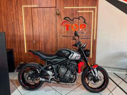 TRIUMPH Trident 660 