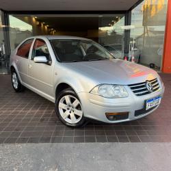 VOLKSWAGEN Bora 2.0 4P FLEX