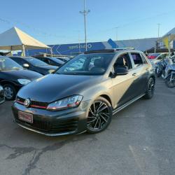 VOLKSWAGEN Golf 2.0 4P GTI TURBO AUTOM�TICO