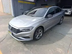VOLKSWAGEN Jetta 1.4 4P 250 TSI R-LINE AUTOM�TICO