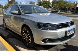VOLKSWAGEN Jetta 2.0 4P COMFORTLINE TIPTRONIC AUTOM�TICO