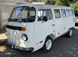 VOLKSWAGEN Kombi 1.6 STD 9 LUGARES