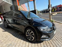 VOLKSWAGEN Virtus 1.0 4P 200 TSI FLEX HIGHLINE AUTOM�TICO